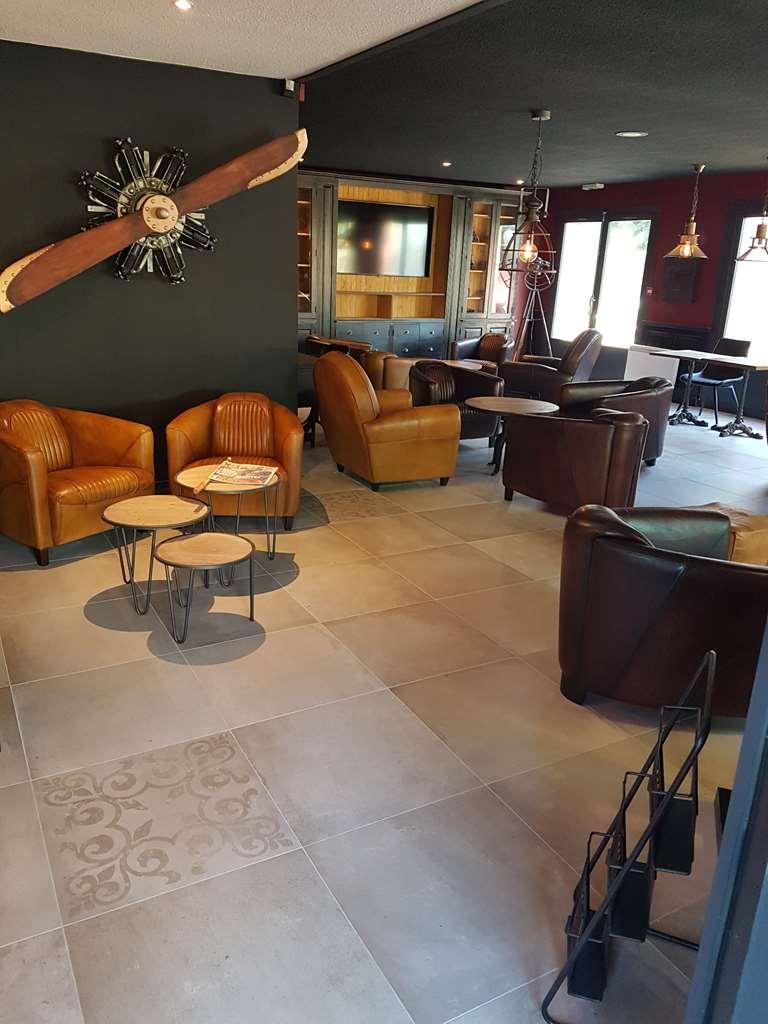 Kyriad Lille Est - Hem Restaurante foto